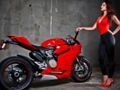 Spēle Motocikls un meitenes slīd  online