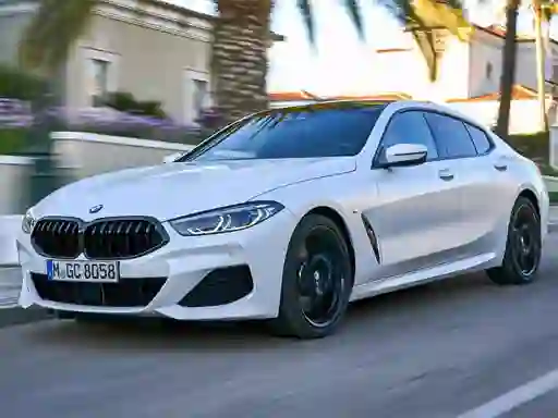 Spēle BMW 8-Series online