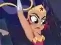 Spēle DC Super Hero Girls: Super Late online
