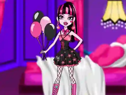 Spēle Delicate Dracula Dress Up online