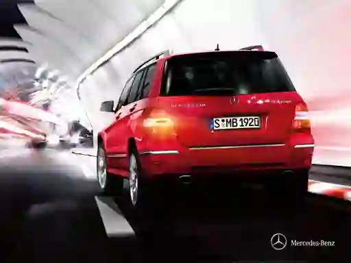 Spēle Luxury Medium Suv Puzzle online