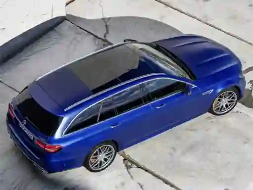 Spēle Mercedes Benz E63 Amg Estate Slide online