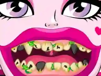 Spēle Draculaura Bad Teeth online
