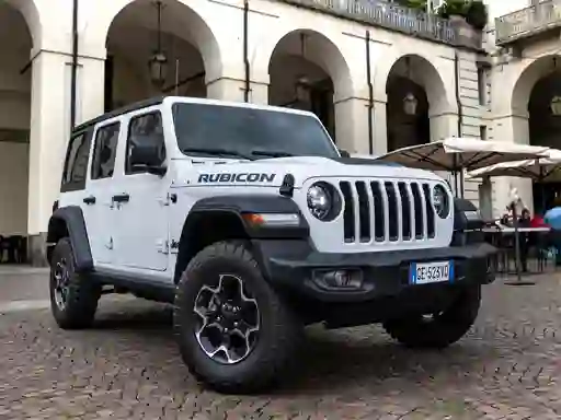 Spēle Jeep Wrangler 4xe Slide online