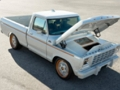Spēle Ford F-100 eluminatora slaids online
