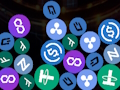 Spēle Apvienojiet mīklu Crypto 2048  online