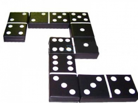 Spēle Domino tiešsaistes daudzspēlētājs  online